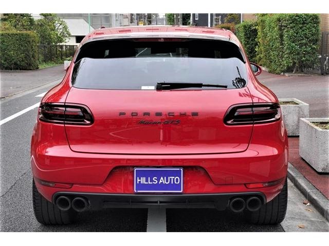 2016 Porsche Macan GTS PDK 4WD 2017 model