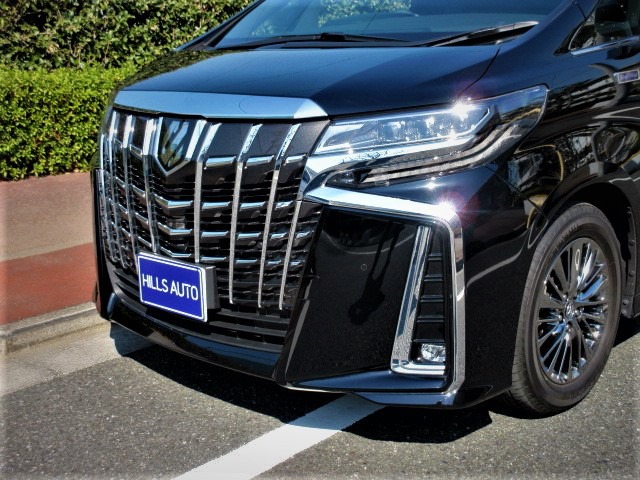 2020 Toyota Alphard 3.5 Royal Lounge  Full partition