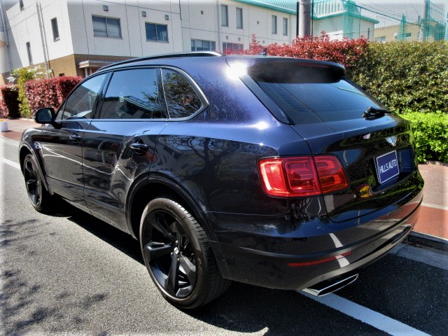 2017  Bentayga 6.0 4WD