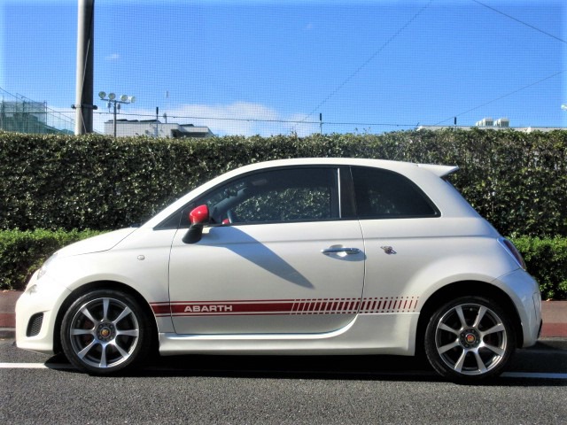 2010 Abarth  500  5-speed MT