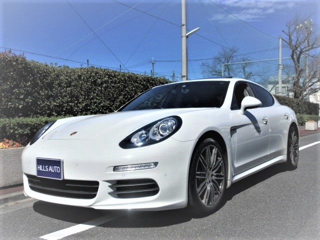 2015 Porsche Panamera Edition PDK  2016 model