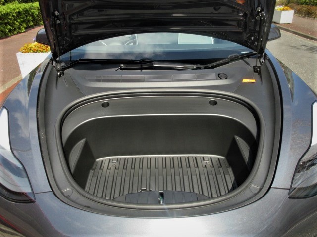 2021 Tesla Model 3 Standard Range Plus  RWD