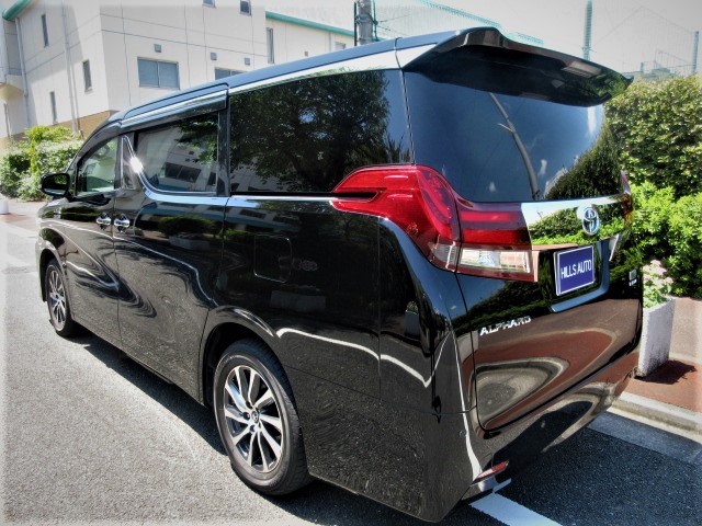 2017 Toyota Alphard Hybrid 2.5 Royal Lounge 4WD