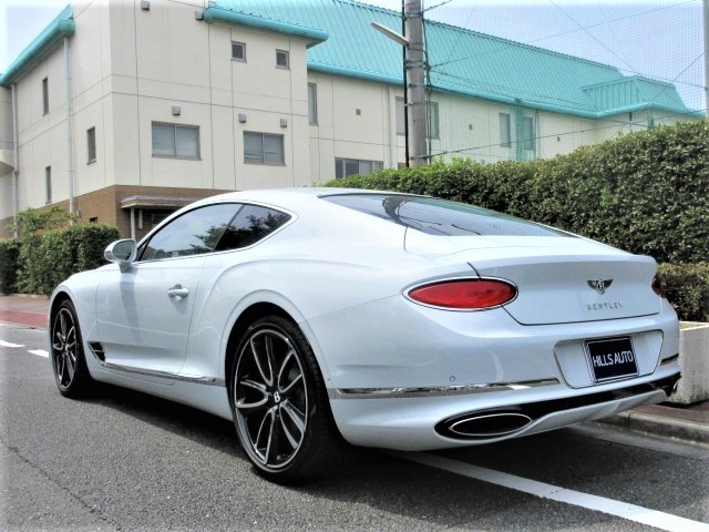 2018 Bentley Continental GT 6.0 4WD W12 Mariner driving specs