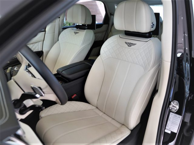 2018 Bentley BENTAYGA V8 4.0 4WD 2019 model