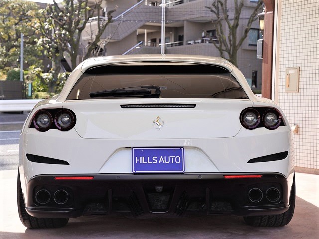 2017 Ferrari  GTC4ルッソ 6.3 4WD