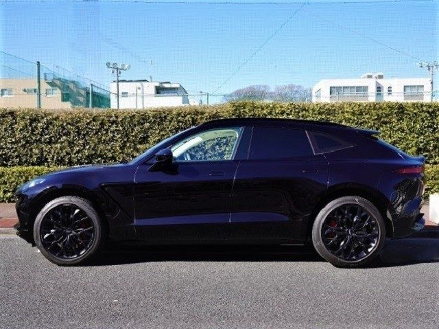 2021 Aston Martin DBX 4.0 4WD Exterior pack