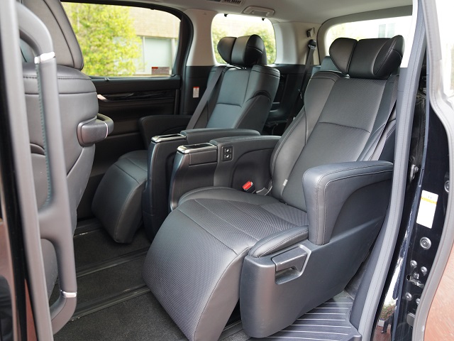 2019 Toyota Alphard 2.5 S C package 