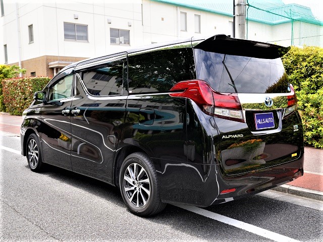 2017 Toyota Alphard hybrid 2.5 Royal Lounge SP 4WD