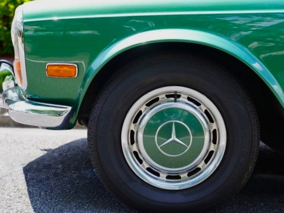 1970 Mercedes-Benz 280SL 4-speed MT
