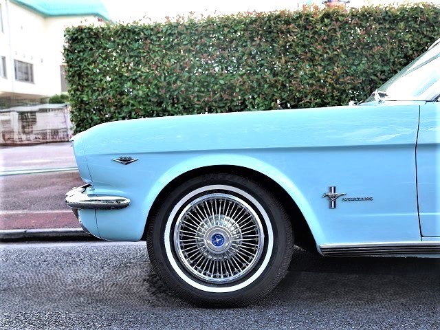 1965 Ford  mustang convertible  3-SPEED MT