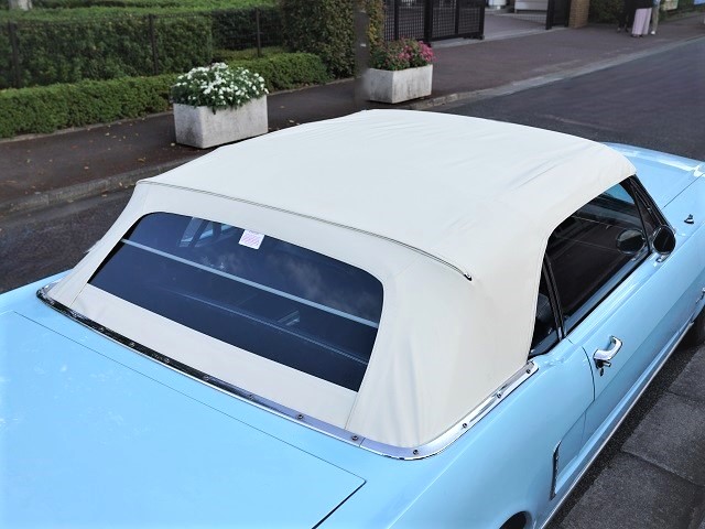 1965 Ford  mustang convertible  3-SPEED MT