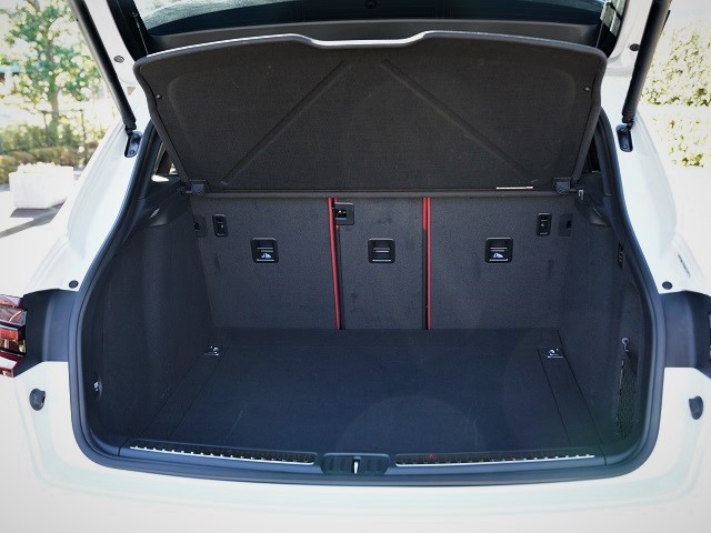 2016 Porsche Macan  GTS PDK 4WD  2017 model