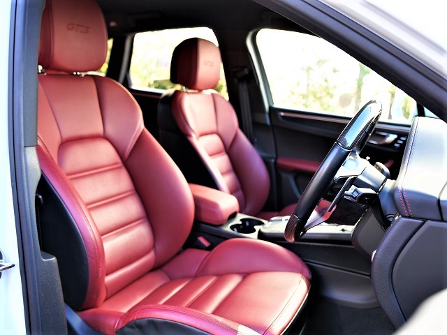 2016 Porsche Macan  GTS PDK 4WD  2017 model