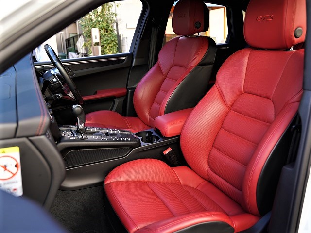 2016 Porsche Macan  GTS PDK 4WD  2017 model