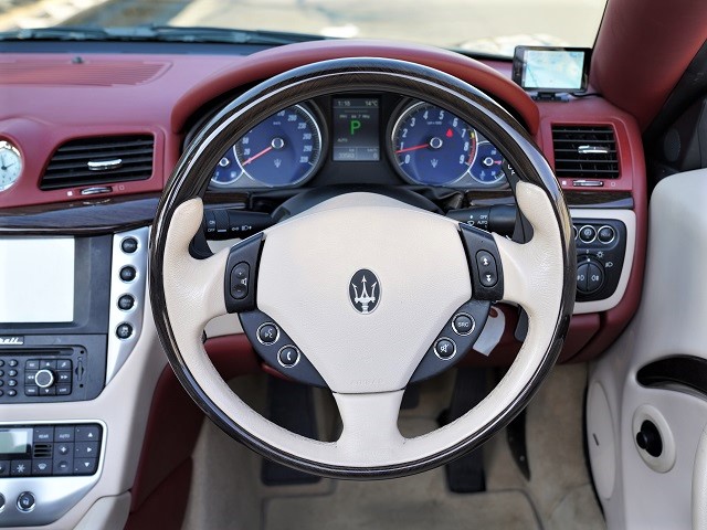2014 Maserati GranCabrio  4.7