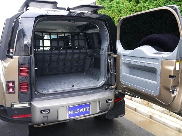 2021 Land Rover Defender 110 X Dynamic SE 3.0L D300 Diesel 4WD