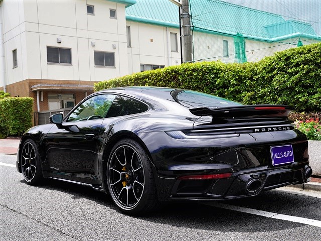 2022 Porsche 911 Turbo S PDK 4WD sport chrono package