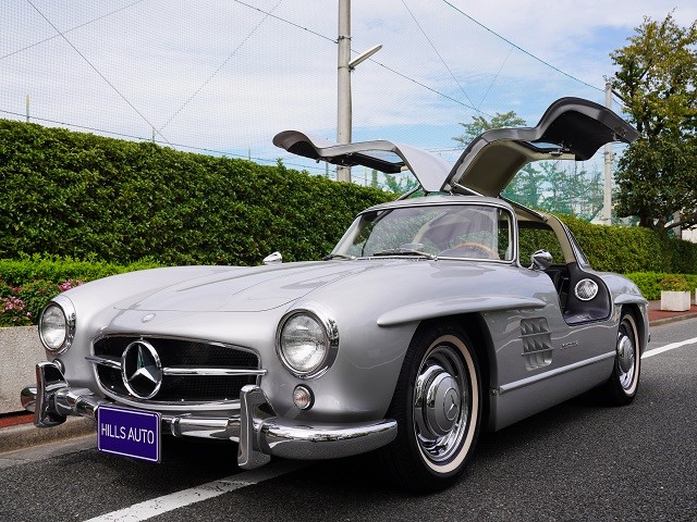 1994 Mercedes-Benz  300SL GULLWING VERSION