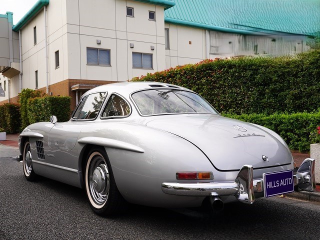 1994 Mercedes-Benz  300SL GULLWING VERSION