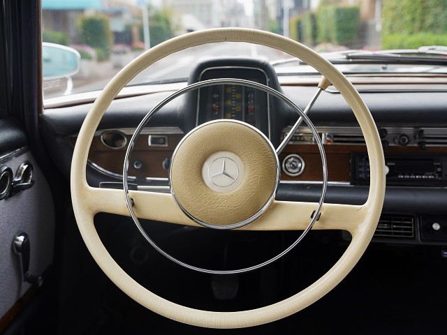 1966 Mercedes-Benz 230S dealer car