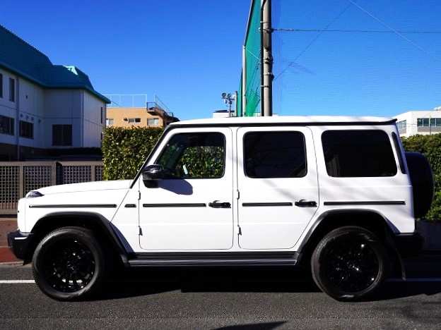 2022 Mercedes-Benz G400d edition magno white 4WD