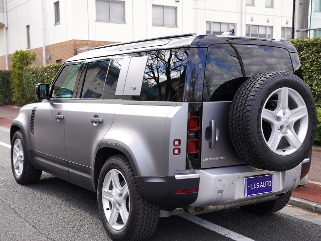 2022 Land Rover Defender 110 SE 2.0L P300 4WD