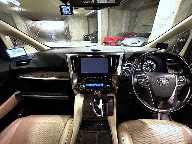 2019 Toyota Alphard Hybrid 2.5 executive lounge Royal Lounge SP E-Four 4WD