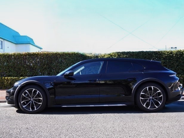 2023 Porsche Taycan Cross Turismo Turbo 4+1 seats 4WD