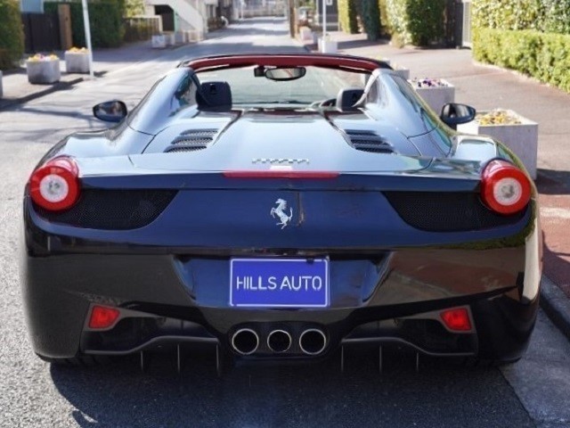 2013 Ferrari 458 Spider F1 DCT
