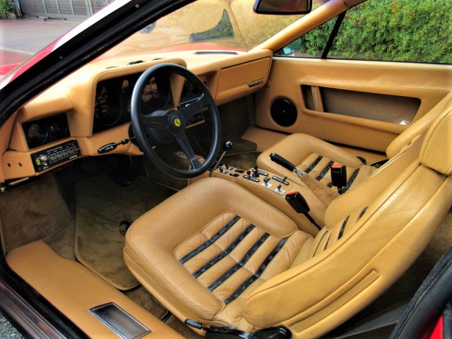 1982 Ferrari 512BBi 5 speed MT Daytona seat