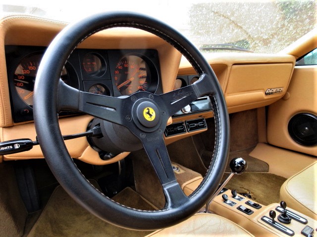 1982 Ferrari 512BBi 5 speed MT Daytona seat