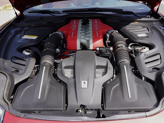 2018 Ferrari GTC4 Lusso  6.3 4WD
