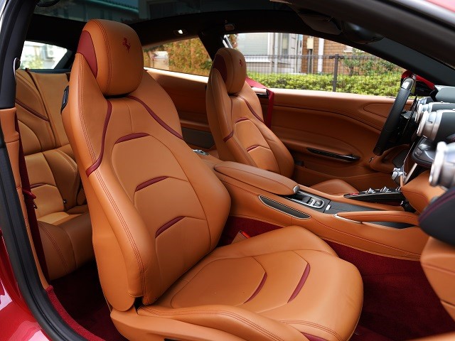 2018 Ferrari GTC4 Lusso  6.3 4WD