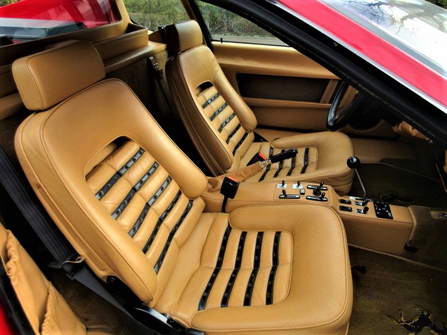 1982 Ferrari 512BBi 5 speed MT Daytona seat