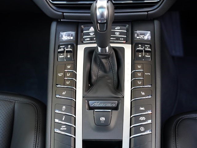 2021 Porsche Macan GTS PDK 4WD Sports Chrono PKG