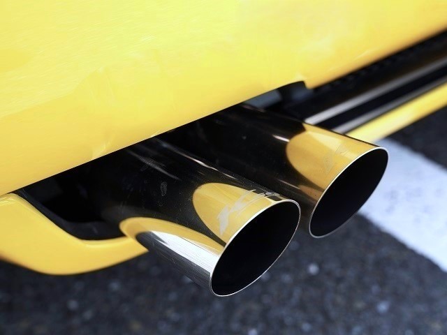 1995 Ferrari 512TR 5-speed manual transmission