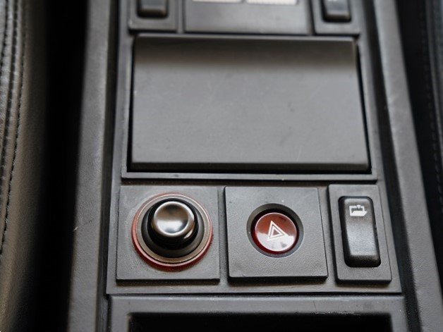 1995 Ferrari 512TR 5-speed manual transmission