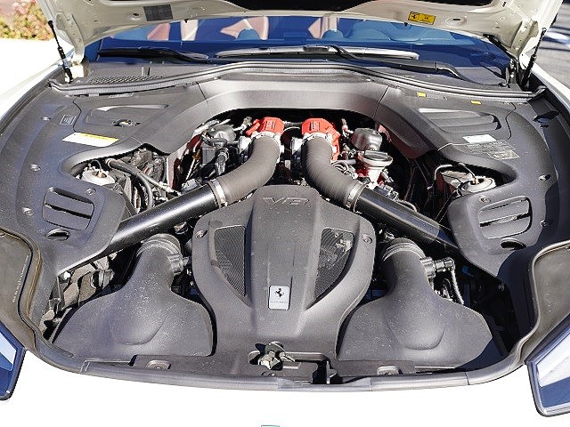 2018 Ferrari GTC4 Lusso T 