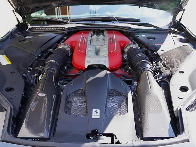 2019 Ferrari 812 Superfast  F1 DCT