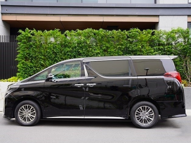 2023 Toyota Alphard Hybrid 2.5 Spacious Lounge E-Four 4WD Limited to 100 units