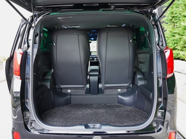 2023 Toyota Alphard Hybrid 2.5 Spacious Lounge E-Four 4WD Limited to 100 units