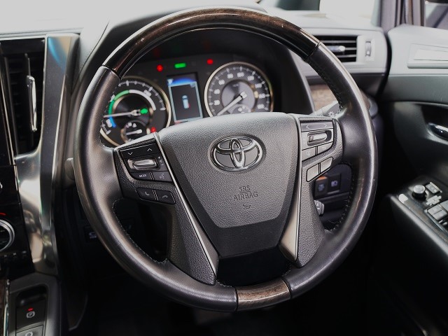 2023 Toyota Alphard Hybrid 2.5 Spacious Lounge E-Four 4WD Limited to 100 units