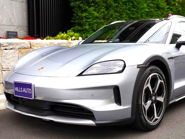 2024 Porsche Taycan Cross Turismo 4 4+1 seats 4WD