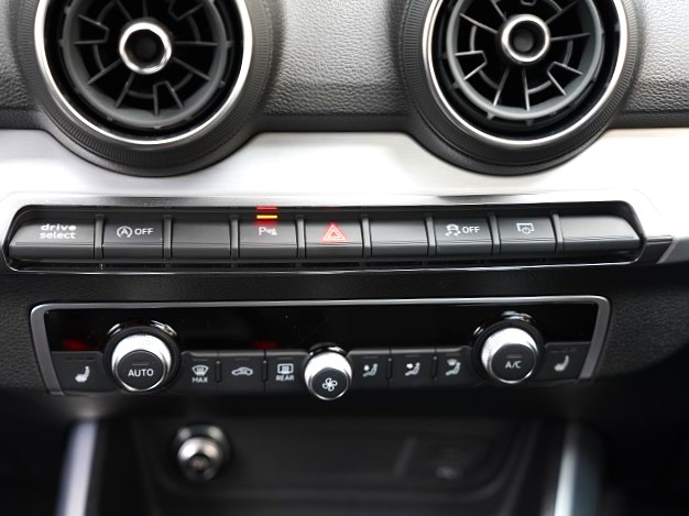 2020 Audi SQ2 2.0 4WD S-Line PKG