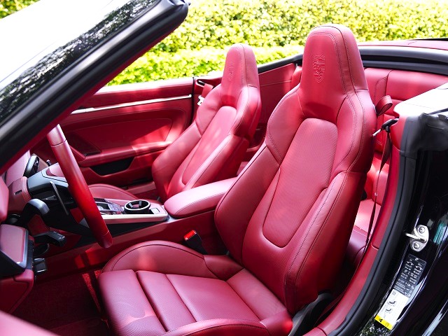 2023 Porsche 911 Carrera GTS Cabriolet PDK