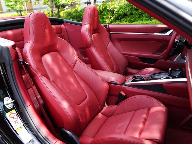 2023 Porsche 911 Carrera GTS Cabriolet PDK