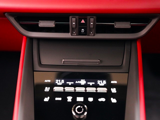 2025 Porsche Macan Electric Sport Chrono