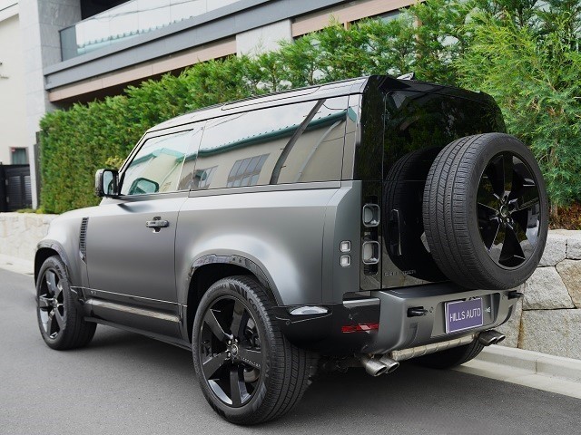 2024 Land Rover Defender 90 Carpathian Edition 5.0L P525 4WD