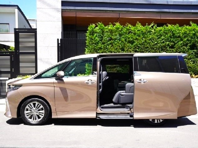 2024 Toyota Alphard Hybrid 2.5 Z Universal Step  Moonroof